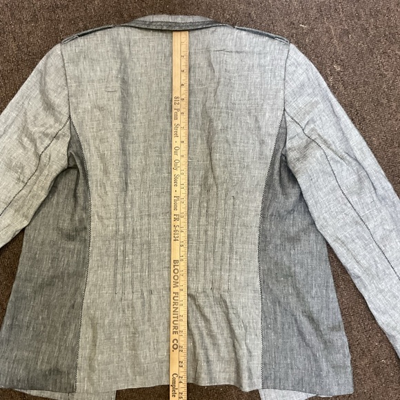 Womens Elie Tahari Grey Blazer & Pants Suit Set - Blazer Size 8, Pants Size 4 - Picture 6 of 16